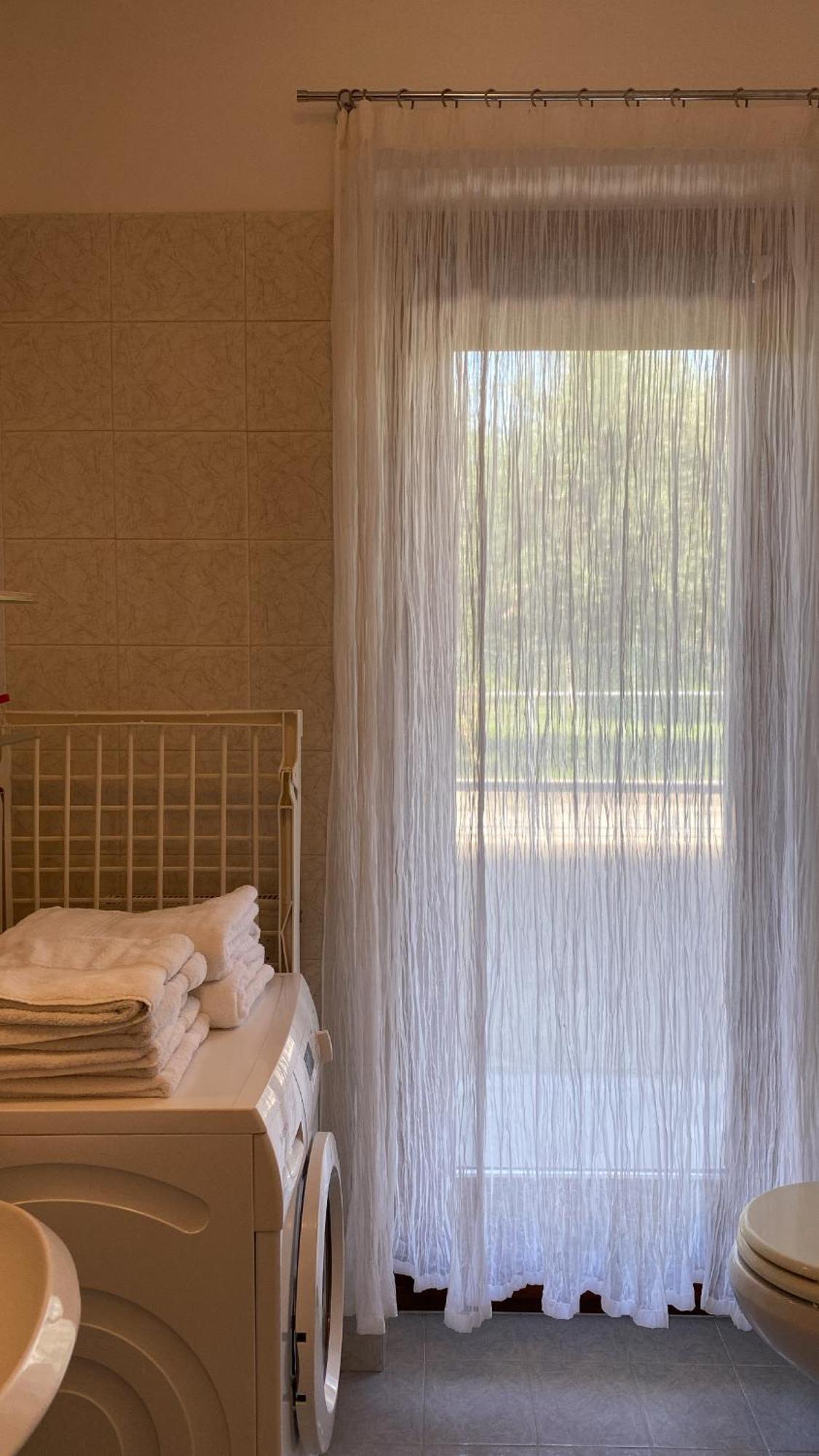 Appartamenti Nataly Torbole Sul Garda Exterior foto